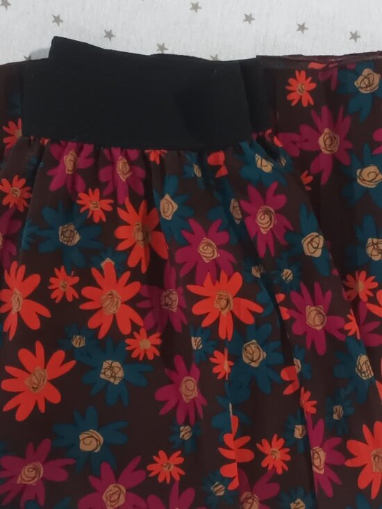 Lot of 2 Lularoe pull on skirts Size S Small - Picture 4 of 5